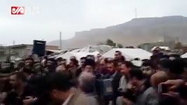 بازدید رهبری در روستای زلزله زده اهل سنت