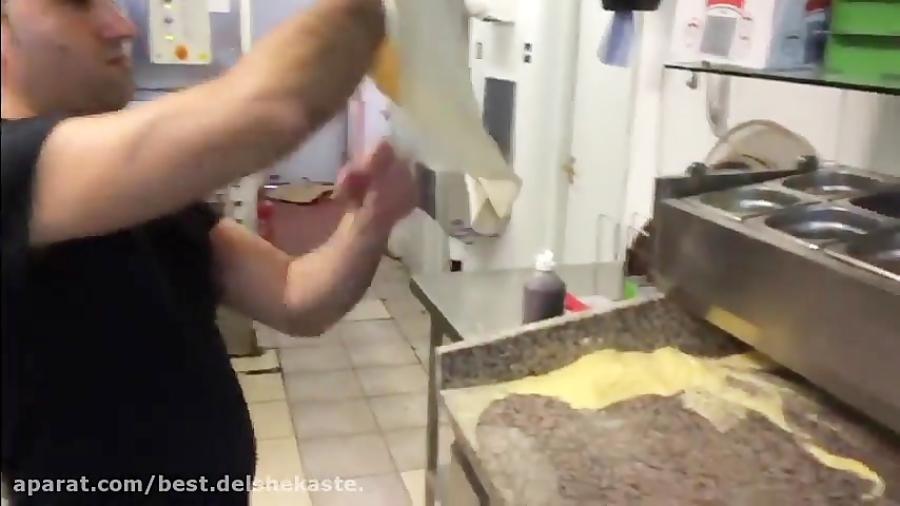How To Make Calzone Pizza  آموزش درست کردن پیتزای کلزونه