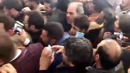 استقبال مردم حضور دکتر محمود احمدی نژاد در حرم حضرت