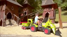 Amazing tractor toys for kids pedal Claas tractor in action