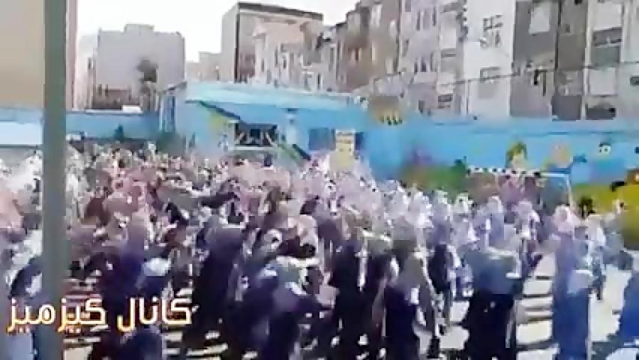 ورزش صبحگاهی در یکی مدارس دخترانه تهران آهنگ سیروان خسروی