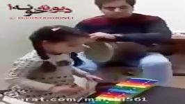 این دختر بچه دوست داشتنی چقد خوب بلز آهنگ نازنین مریم رو میزنه