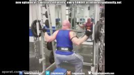 Gym Idiots  Find Everything Wrong with this Squat