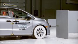 2018 Honda Odyssey passenger side small overlap IIHS crash test