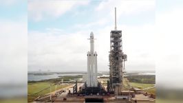 قرارگیری راکت Falcon Heavy روی لانچ پد مرکز فضایی کندی