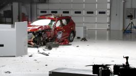 2017 Hyundai Santa Fe Sport driver side small overlap IIHS crash test