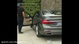 پارک خودکار خودروی BMW