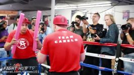 Canelo Alvarez shows fast feet