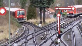 S Bahn Hamburg Gleichzeitiges einfahren zweier Züge in Blankenese