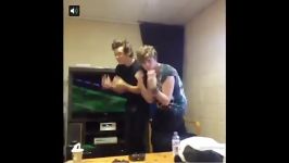 Harry dancing with Ashton from 5SOS