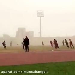فوتبال زنان خوزستان در هوای آلوده