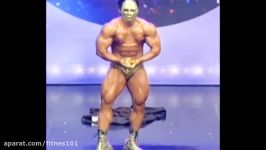 Korean Bodybuilder has Massive Chest Gap