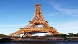 برج ایفل مشهور در شهر پاریس فرانسه