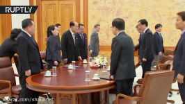 RAW Kim Jong un’s sister meets with South Korean President Moon