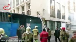 ساختمان آتش گرفته وزارت نیرو در حال نشست کردن است