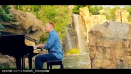 آبشار Waterfall اجرای مردان پیانو