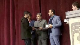 اهداء جوایز نفرات برتر آزمون ترم اول دبیرستان ناصریان