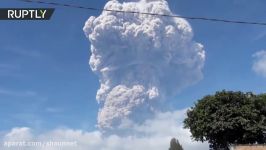 ابر قارچ کوه Sinabung سینابونگ در اندونزی فوران کرد