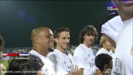 Roberto Carlos Skills  Real Madrid Legends  2015.12.4