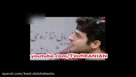 زخمی شدن علی ضیا در برنامه زنده