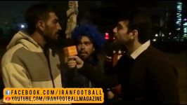گفتگو هواداران استقلال پرسپولیس مقابل ورزشگاه آزادی شب قبل دربی ۸۶