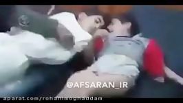 وداع دردناک پسر بچه یمنی برادر شهیدش ...