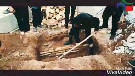 آماده سازی قبر شهید گمنام 18ساله دانشکده علوم قرآنی میبد بسیج میبد