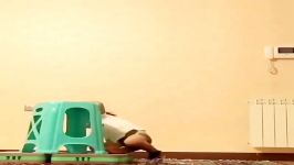 آراد حسینی تلاش آراد حسینی برای پریدن روی صندلی